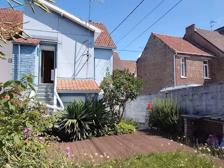 vente maison 6 pièces 104 m² à etaples (62630)  273 000 €