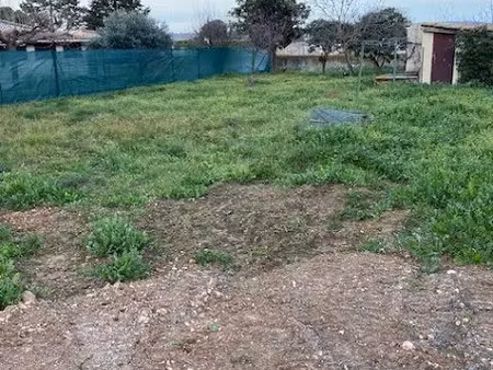 vente terrain 602 m² à paulhan (34230)  148 000 €