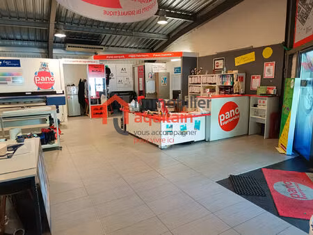 vente commerce 122 m² libourne (33500)