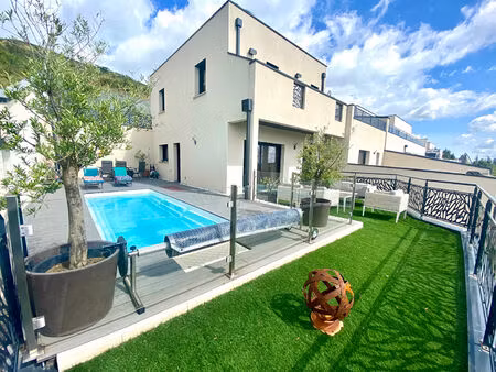 clermont-ferrand / villa moderne de 2018 avec piscine !