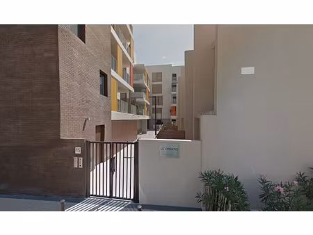 location parking saint jean de vedas