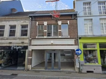 cap'houses : commerce avec appartement