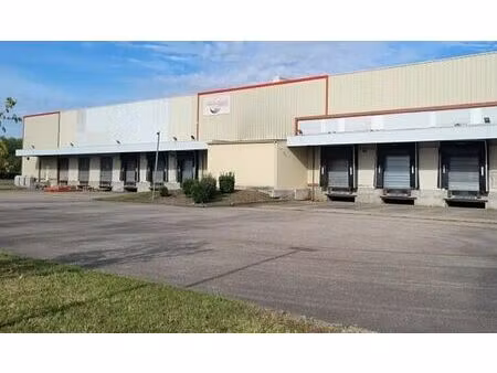 vente/location entrepôt / local d'activités val de reuil 10 610 m²