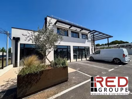 local commercial 322 m2