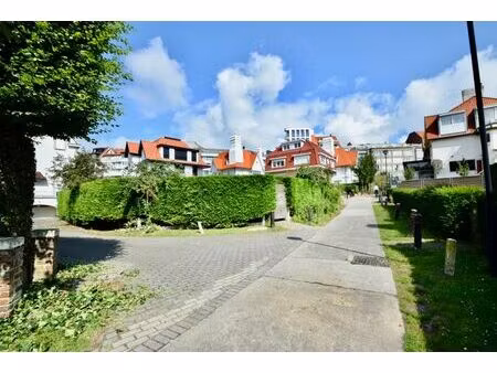 terrain à bâtir pour une villa individuelle dans un petit...