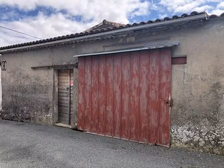vente divers 1 pièce 50 m² pauillac (33250)