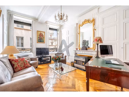 charmant appartement de 105m2 en plein coeur d'ainay  lyon 2