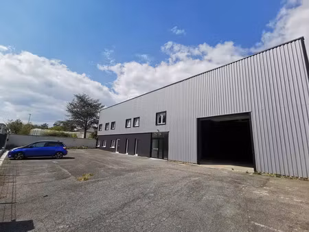 bâtiment activité - tinqueux