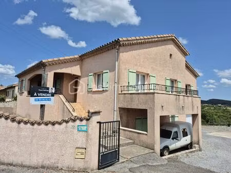 maison de 125 m² à uzer