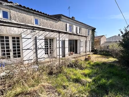maison 6 pièces 143 m²