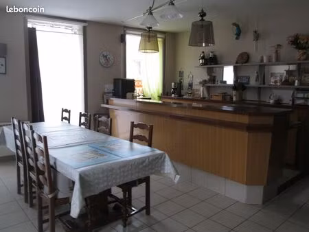 maison 260m2 ancien hotel/restaurant