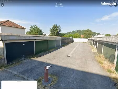 parking/box 1 pièce 23 m²