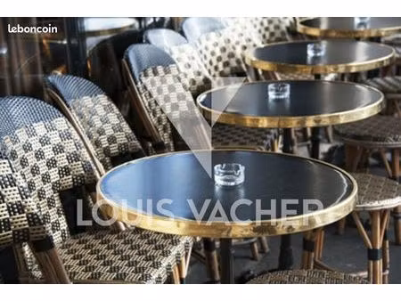 local commercial 380 m² abzac