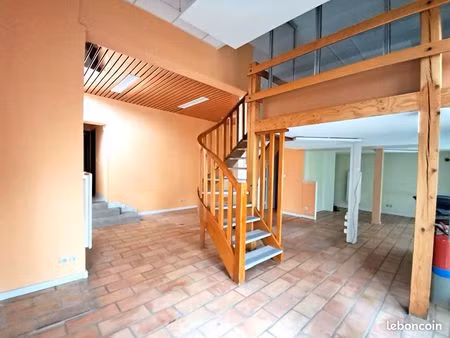 bureaux 156 m² chaumont