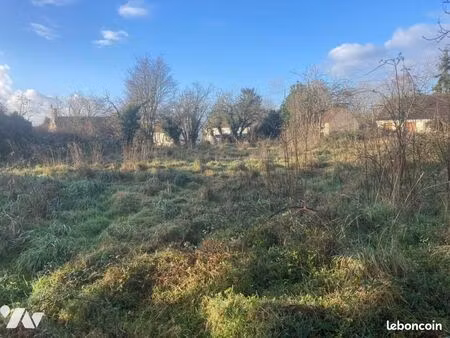 terrain 1627 m² st marceau