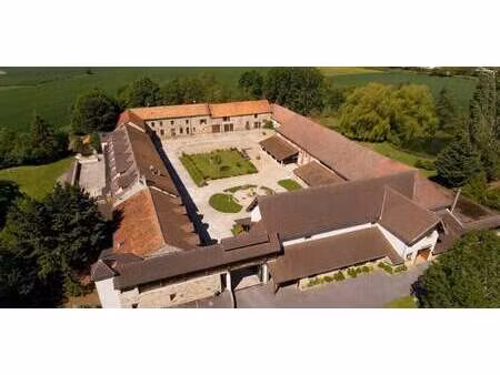 corps de ferme la haute-maison (77)