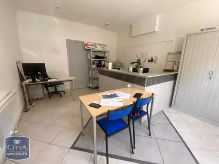 local commercial à louer 27 m² - pont-de-chéruy (38) - 450€