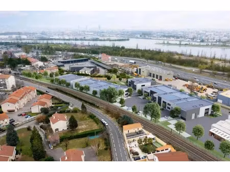 vente - locaux d'activité 69310 pierre benite