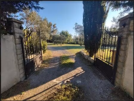 maison de luxe en vente à salin-de-giraud  provence-alpes-côte d'azur