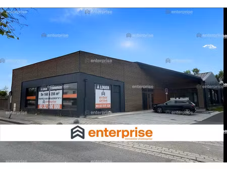 local commercial à louer de 356 m2 divisible à partir de 168 m2