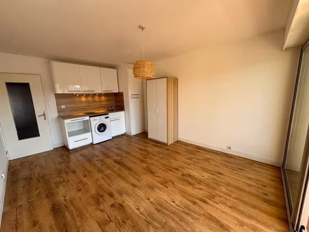 vente appartement six-fours-les-plages 83140 - - surface privée