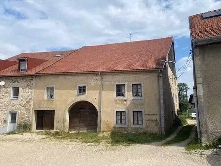 vente maison de village 6 pièces 250 m2 à les fourgs