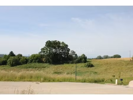 lotissement de 1 200 m² à lasseran