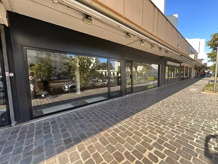 local commercial chatou -