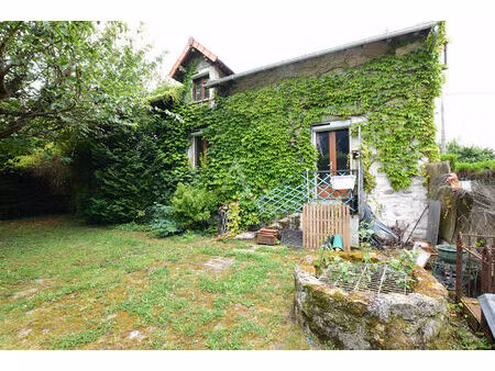 axe nangis-montereau  maison 3 chambres  grand sejour-salle a manger  cuisine independante