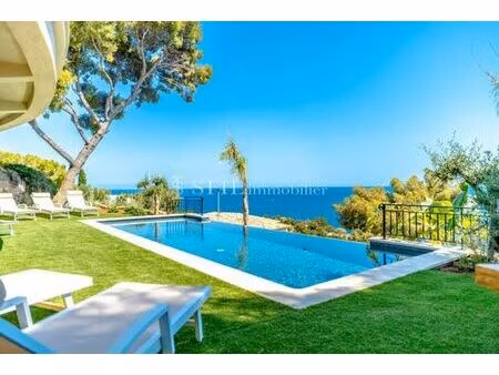 villa de 6 pièces de luxe en location les issambres  provence-alpes-côte d'azur