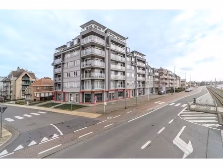 commercieel te huur in koksijde