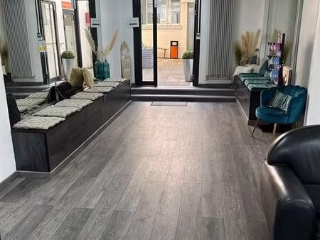 bureaux 1790 m² montreuil