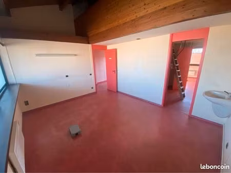 local professionnel ou commercial à martignas bourg