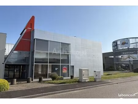 local commercial 830 m²