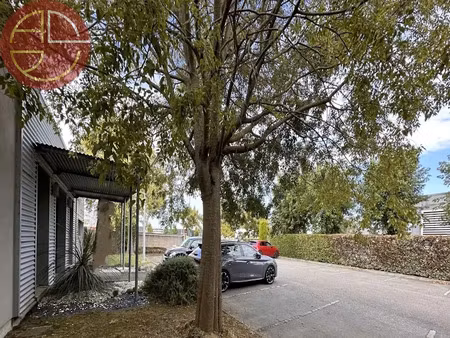 location locaux professionnels 80 m² à cugnaux (31270)  1 000 €