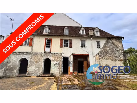 vente immeuble 300 m² orthez (64300)