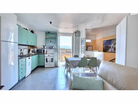 le luc en provence vue degagee maison de village 3 chambres terrasses