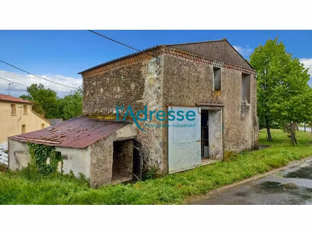 bâtisse en pierre  65m²