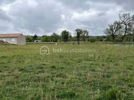 terrain de 400 m² à levignac