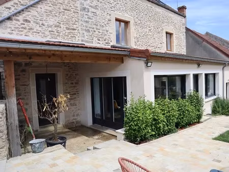 vente maison 7 pièces 282 m² à l'isle-sur-serein (89440)  220 000 €