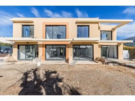 immeuble en monopropriete - tres bonne rentabilite