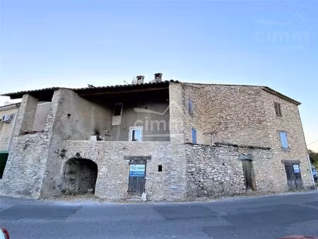 propriété en pierre de 500 m² à rénovée