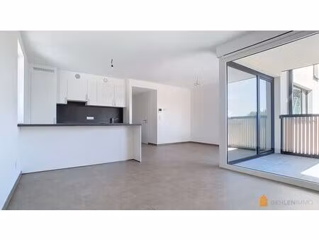 appartement 2 chambres de 89 64 m² + terrasse de 7 76 m²