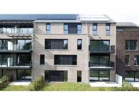 superbe appartement 2 chambres avec balcon.