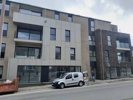 superbe appartement 2 chambres avec terrasse