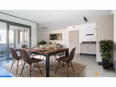 appartement 3 chambres 117 80 m² + terrasse de 8 23 m²