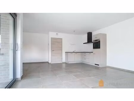 appartement 3 chambres 117 80 m² + terrasse de 8 23 m²