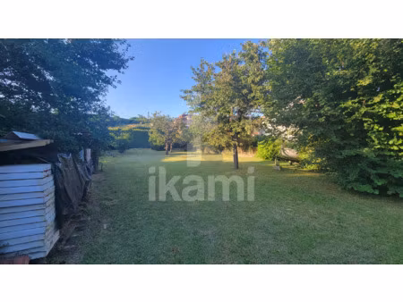 terrain de 669 m2 - constructible - saint-jean-de-soudain