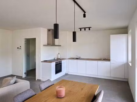 appartements 1 et 2 chambres encore dispo à brugelette