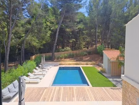 maison de luxe en location à saint-cyr-sur-mer  france